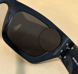 Picture of MiuMiu Sunglasses _SKUfw50809086fw